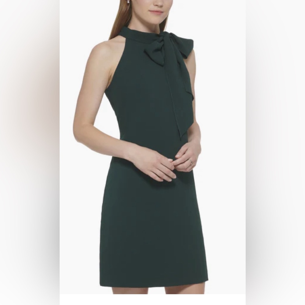 NWT!!Vince Camuto Women's Halter  Bow Neck Dress In Green SZ US 6